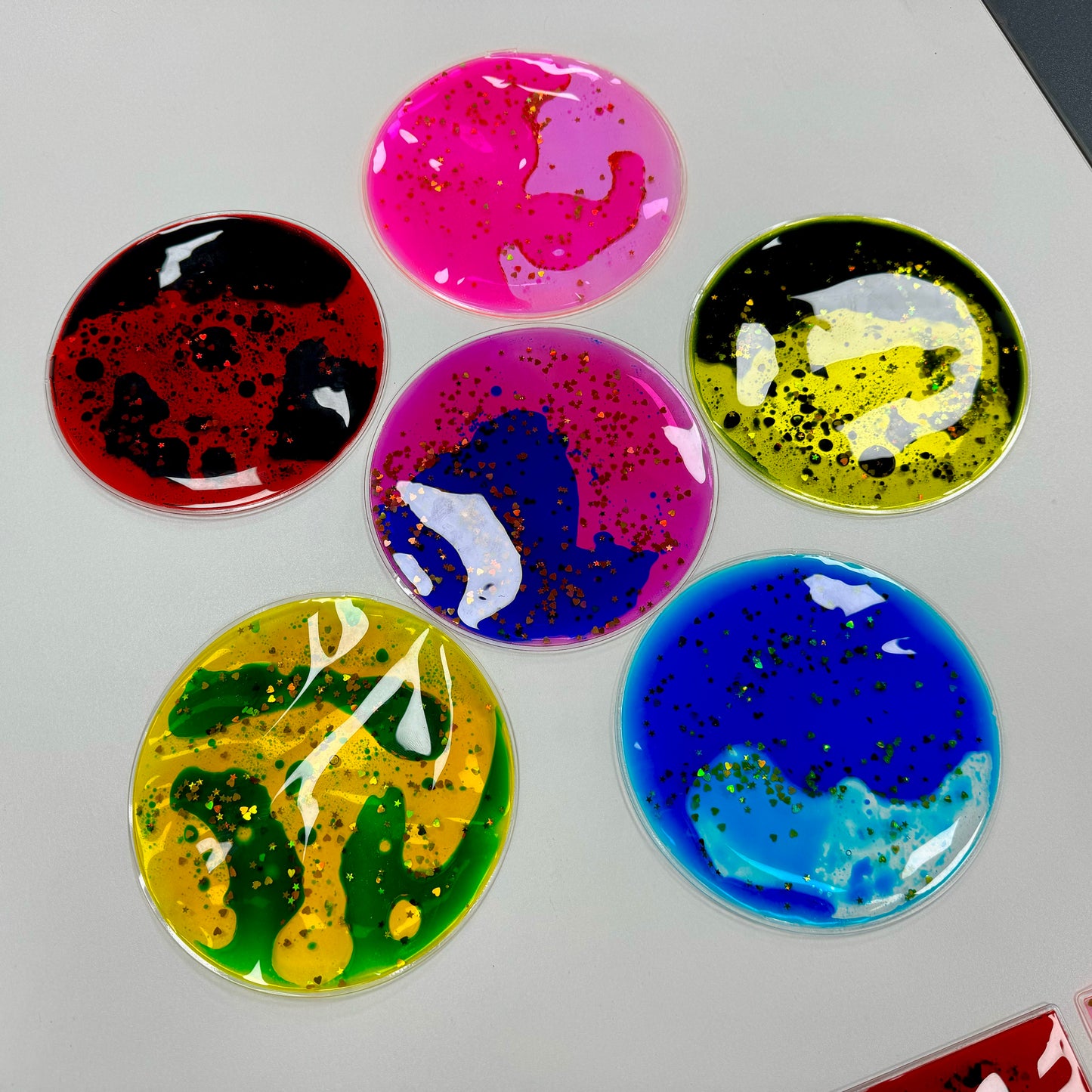 Liquid sensory toy - Round
