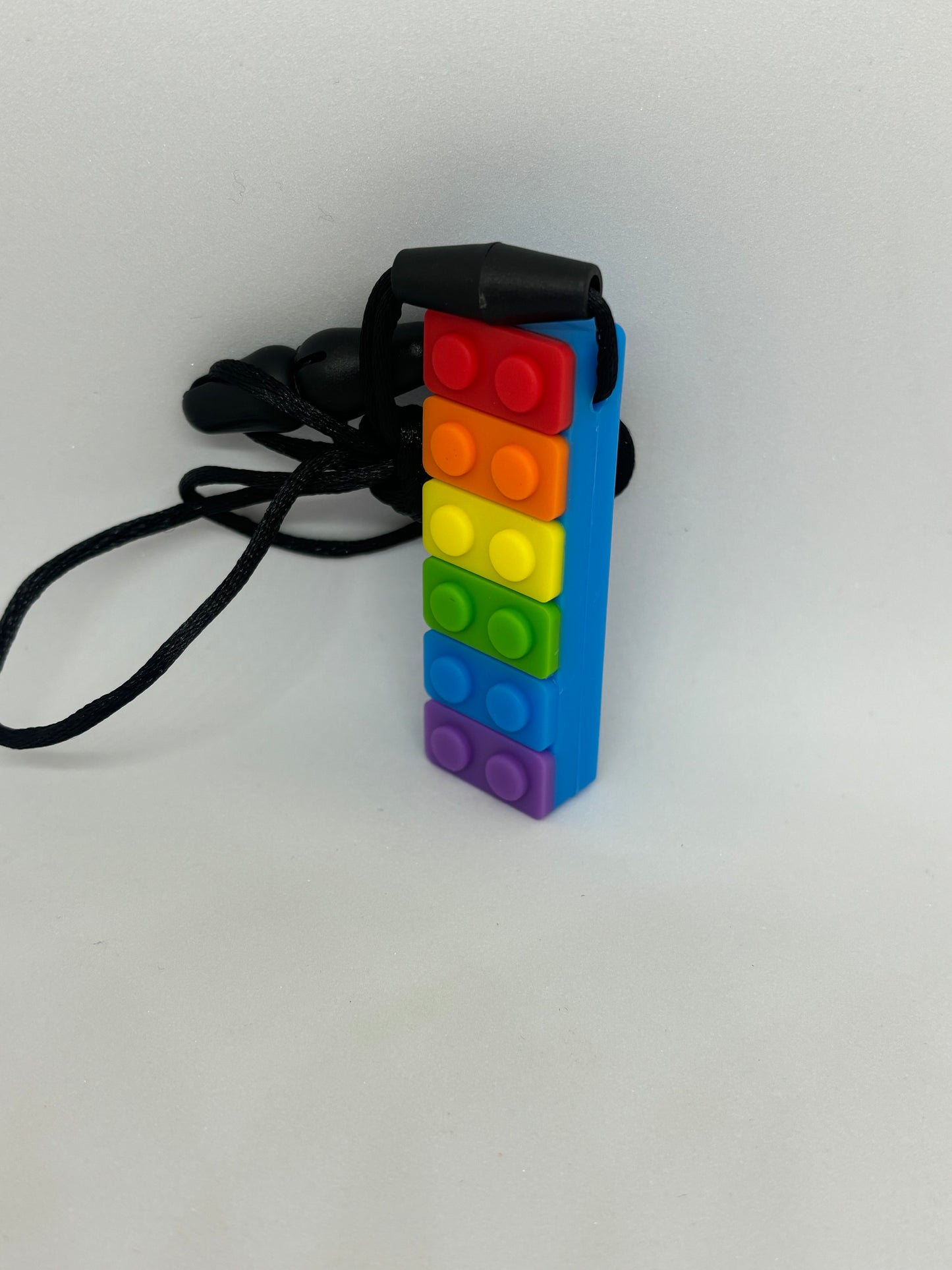 Chewable necklace - Rainbow brick