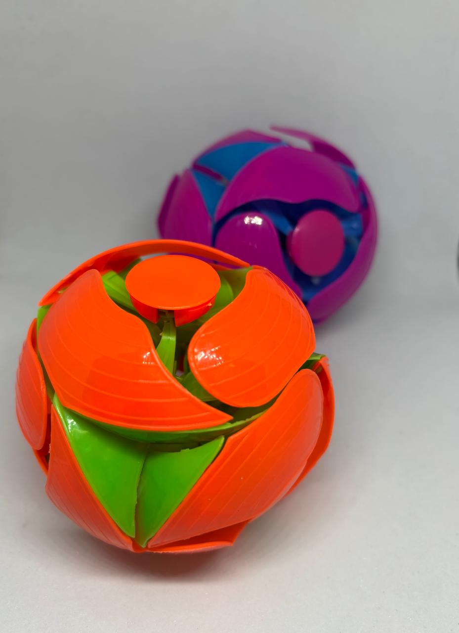 Colour-flipping Fidget Ball